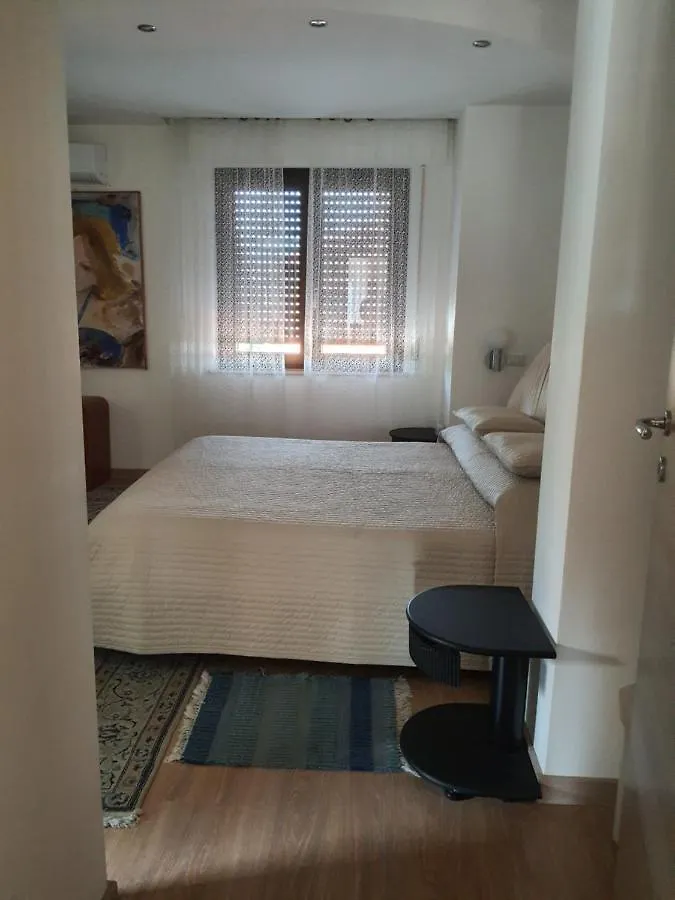Sole D'Oro Iun S4354 Bed and Breakfast La Maddalena  0*, La Maddalena (Cagliari)