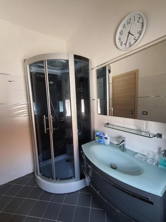 Sole D'Oro Iun S4354 Bed and Breakfast La Maddalena  Bed & Breakfast La Maddalena (Cagliari)