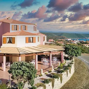Trinità Dei Corsari Hotel